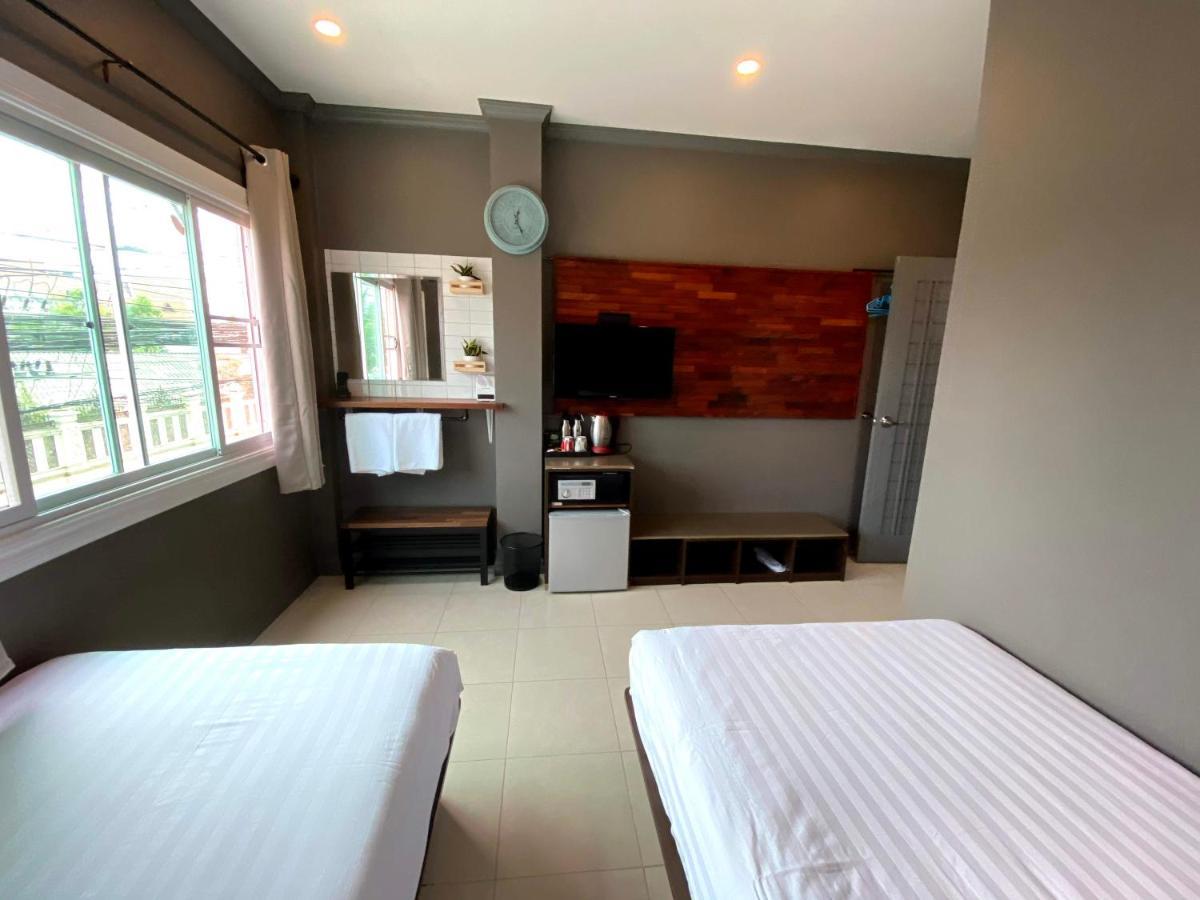 Patuxay Place Vientiane Esterno foto