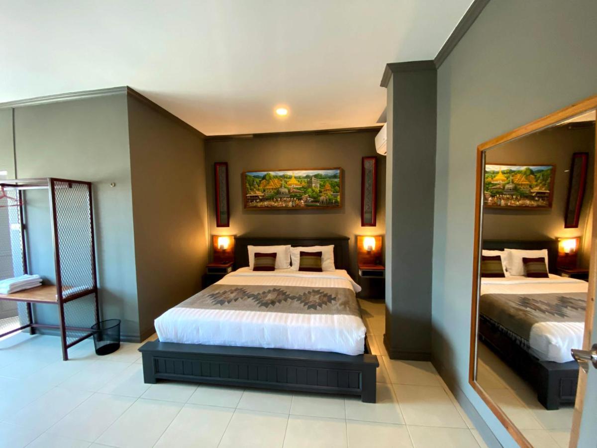 Patuxay Place Vientiane Esterno foto